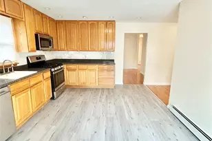 164 Rossiter Ave, Yonkers, NY 10701 - Photo 11