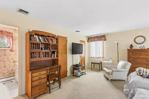 2 Garvey Dr, Hauppauge, NY 11788 - Photo 17