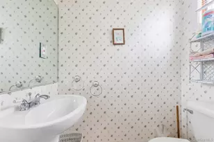 2 Garvey Dr, Hauppauge, NY 11788 - Photo 15