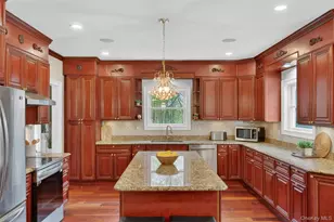 55 Twilight Ln, Putnam Valley, NY 10579 - Photo 9
