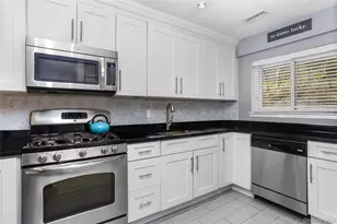 368 N Greeley Ave, Chappaqua, NY 10514 - Photo 9