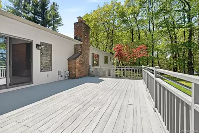12 Wyeth Court, Pleasantville, NY 10570 - Photo 21