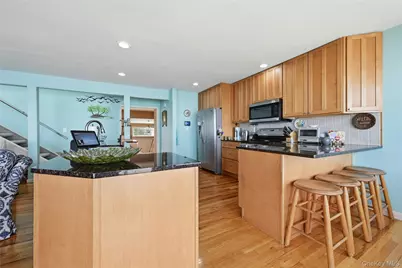 16 Makamah Beach Road, Northport, NY 11768 - Photo 9
