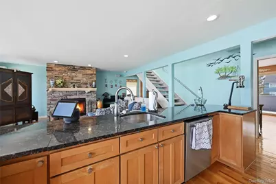 16 Makamah Beach Road, Northport, NY 11768 - Photo 13