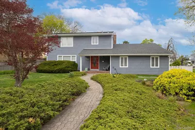 142 E Shore Drive, Massapequa, NY 11758 - Photo 3