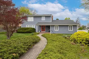 142 E Shore Dr, Massapequa, NY 11758 - Photo 3