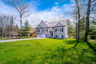 68 Picadilly Cir, Rock Hill, NY 12775 - Photo 5