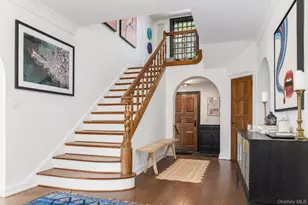 8 Rittenhouse Rd, Bronxville, NY 10708 - Photo 3