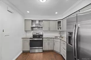 56-25 226th St, Oakland Gardens, NY 11364 - Photo 15