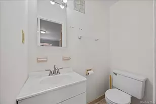 56-25 226th St, Oakland Gardens, NY 11364 - Photo 27