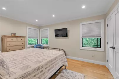 9 Winding Way, Sea Cliff, NY 11579 - Photo 7