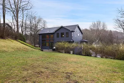 18 Hillside Avenue, Katonah, NY 10536 - Photo 5