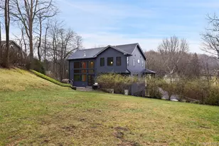 18 Hillside Ave, Katonah, NY 10536 - Photo 5