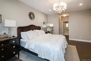 701 Balfour Pl, Melville, NY 11747 - Photo 15