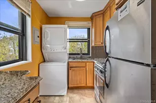 160-10 Cross Island Pkwy, Whitestone, NY 11357 - Photo 5