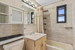 160-10 Cross Island Pkwy, Whitestone, NY 11357 - Photo 9