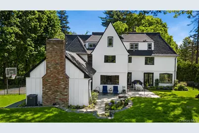449 Pelham Manor Road, Pelham, NY 10803 - Photo 27