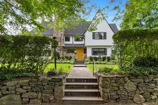 449 Pelham Manor Rd, Pelham, NY 10803 - Photo 1
