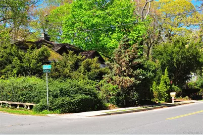 50 Cedar Street, Stony Brook, NY 11790 - Photo 3