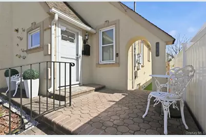 768 Edward Street, Baldwin, NY 11510 - Photo 13