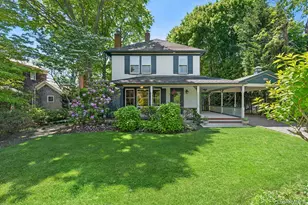 910 New Suffolk Ave, Mattituck, NY 11952 - Photo 21