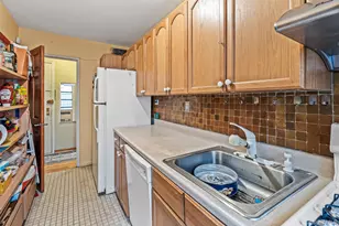 65-30 108th St, Forest Hills, NY 11375 - Photo 7