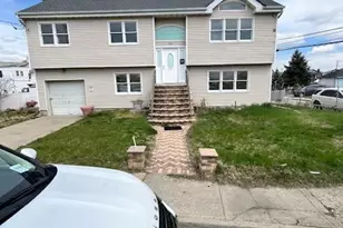 94 Roger Ave, Inwood, NY 11096 - Photo 5