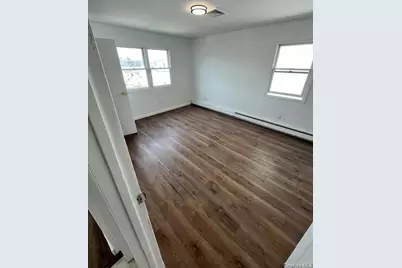 94 Roger Avenue, Inwood, NY 11096 - Photo 15