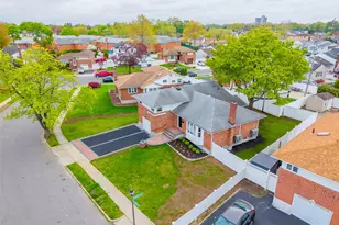 51 Stephen St, Levittown, NY 11756 - Photo 33