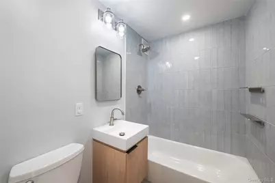 3725 Henry Hudson Parkway W #3DE, Bronx, NY 10463 - Photo 15