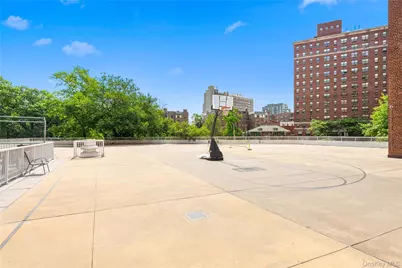 3725 Henry Hudson Parkway W #3DE, Bronx, NY 10463 - Photo 19