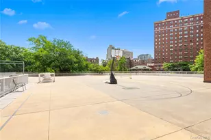 3725 Henry Hudson Parkway W, Bronx, NY 10463 - Photo 19