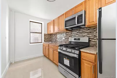 180 Van Cortlandt Park S #3B, Bronx, NY 10463 - Photo 3