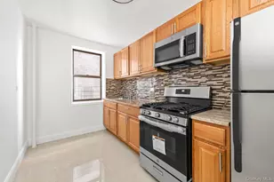 180 Van Cortlandt Park S, Bronx, NY 10463 - Photo 3