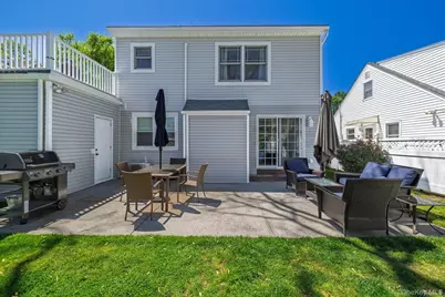 80 Doncaster Road, Malverne, NY 11565 - Photo 21