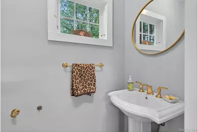 26 Maple Avenue, Warwick, NY 10990 - Photo 17