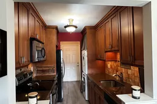14 Skyline Dr, Fishkill, NY 12524 - Photo 9