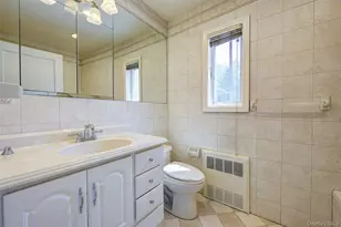 75-19 171st St, Fresh Meadows, NY 11366 - Photo 35