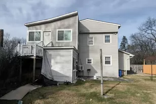 70 Massachusetts Ave, Bay Shore, NY 11706 - Photo 11