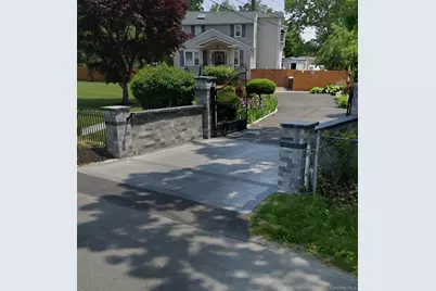 70 Massachusetts Avenue, Bay Shore, NY 11706 - Photo 5