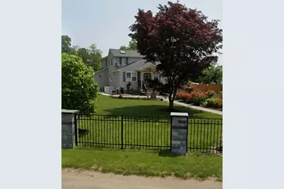 70 Massachusetts Avenue, Bay Shore, NY 11706 - Photo 3