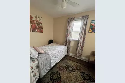 70 Massachusetts Avenue, Bay Shore, NY 11706 - Photo 21
