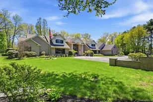 10 Fox Meadow Ln, Lloyd Harbor, NY 11743 - Photo 3