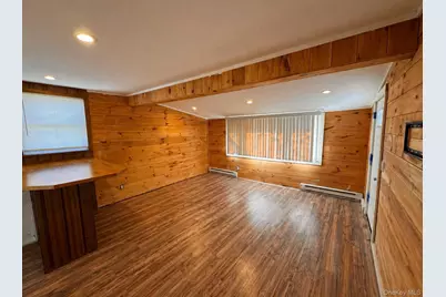 35 Rockaway Drive, Sound Beach, NY 11789 - Photo 5