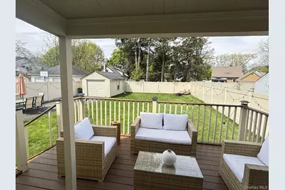 43 Rolling Street, Lynbrook, NY 11563 - Photo 19
