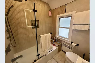 43 Rolling Street, Lynbrook, NY 11563 - Photo 15