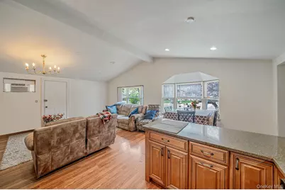 78 Division Street, Holtsville, NY 11742 - Photo 17
