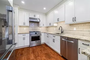 12 May Ct, Rockville Centre, NY 11570 - Photo 5