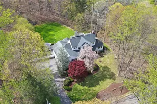 11 Thornewood Rd, Armonk, NY 10504 - Photo 5