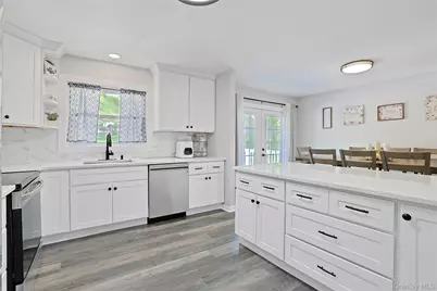7 Bryant Road, Carmel, NY 10512 - Photo 3